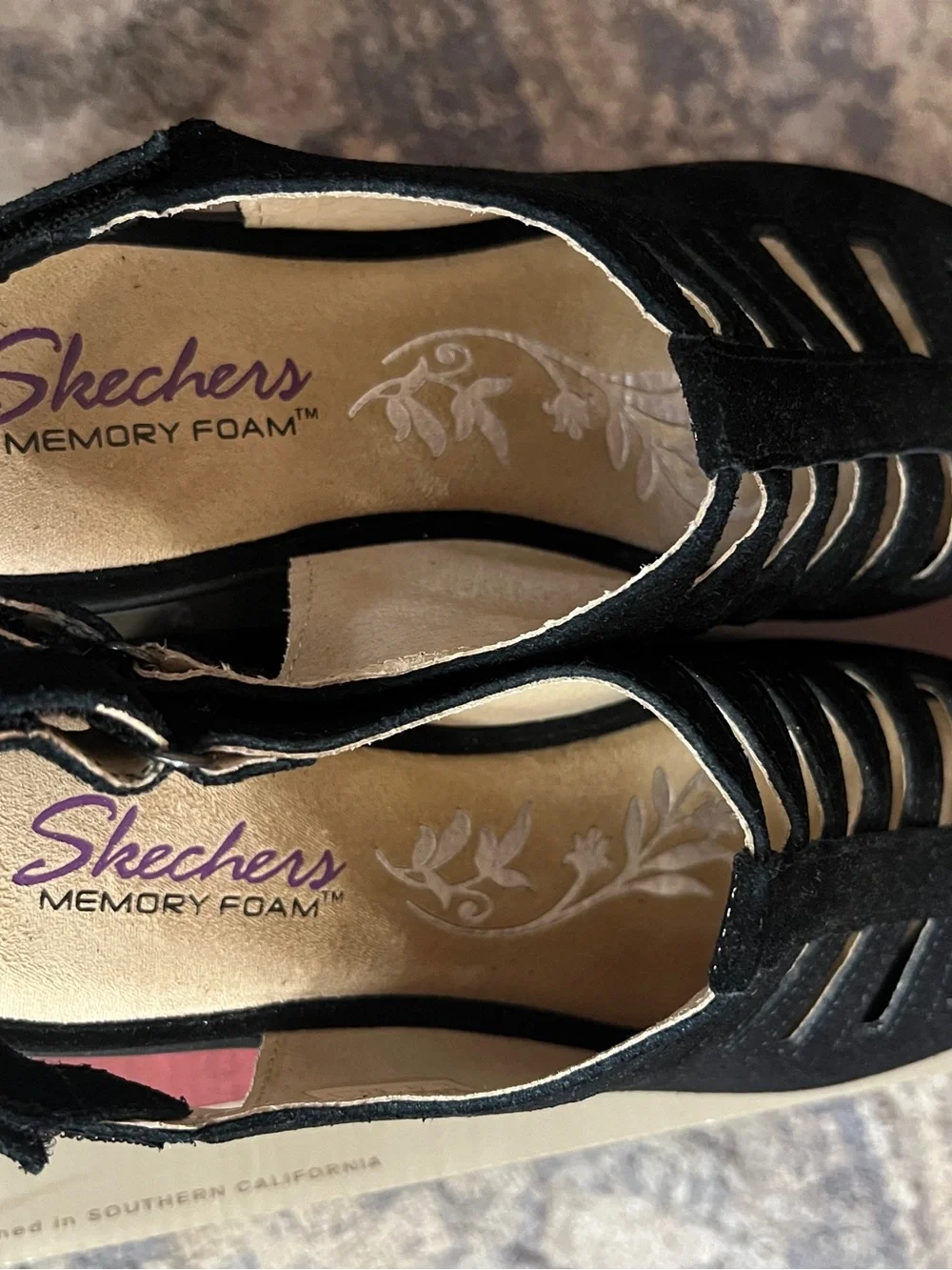 Skechers Parallel Trapezoid Memory Foam Black Wedge Sandals Size 8